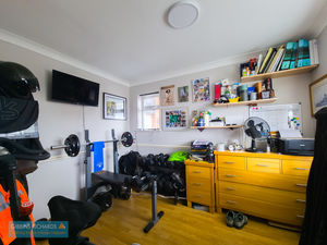 Bedroom- click for photo gallery
